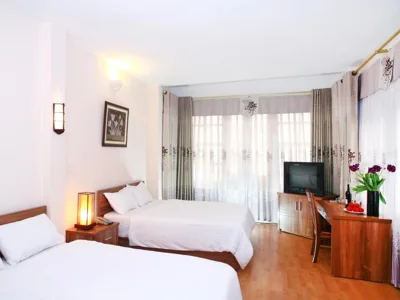 Habitación Familiar con Balcón — Especen Hotel